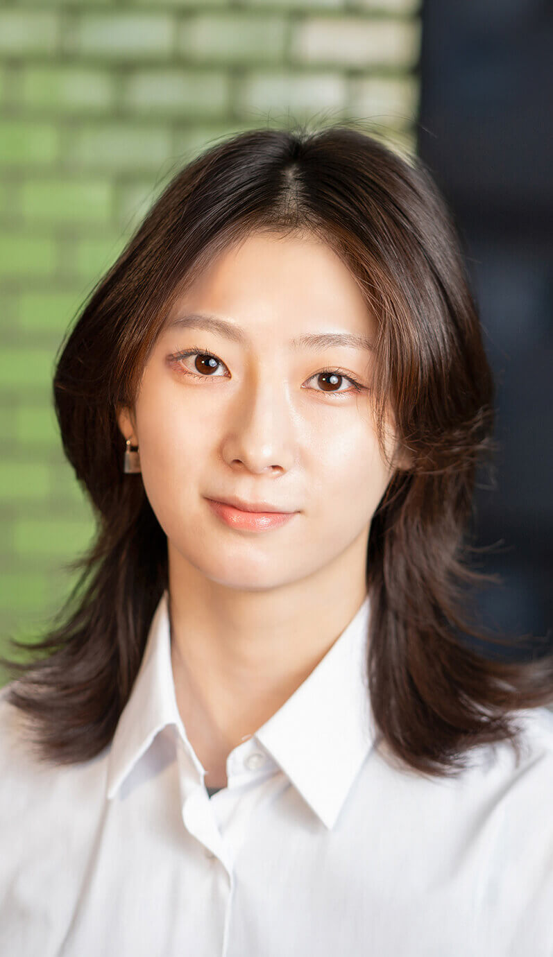 彼女のサーブ&レシーブ | 福岡・東京の芸能プロダクション・モデル事務